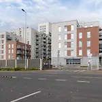 Baildona Bright With Balcony & Parking By Renters