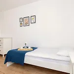 Baildona Bright With Balcony & Parking By Renters Apartmán Katovice