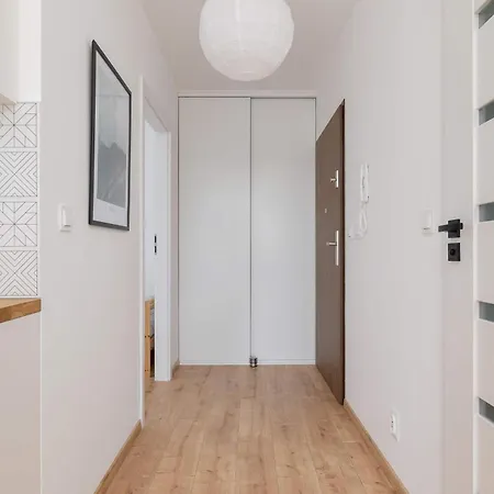 Baildona Bright With Balcony & Parking By Renters Katowice