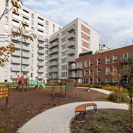 Baildona Bright With Balcony & Parking By Renters Appartamento