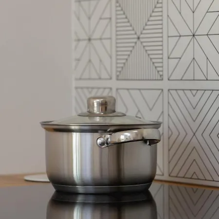 Baildona Bright With Balcony & Parking By Renters *