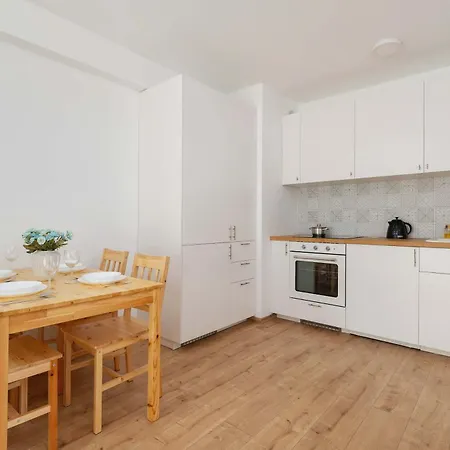 Appartamento Baildona Bright With Balcony & Parking By Renters Katowice