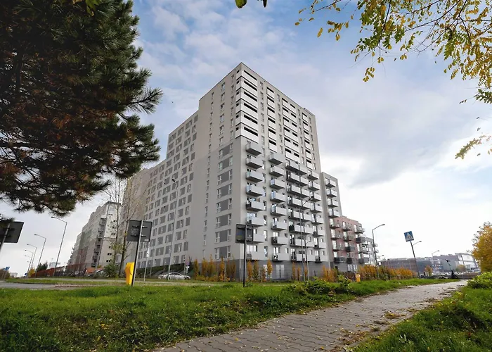 Baildona Bright With Balcony & Parking By Renters